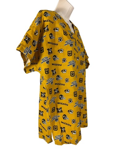 DUDZ University Of Missouri Mizzou Women’s Size M Gold Nurse Medical Scrub Top - Picture 5 of 8