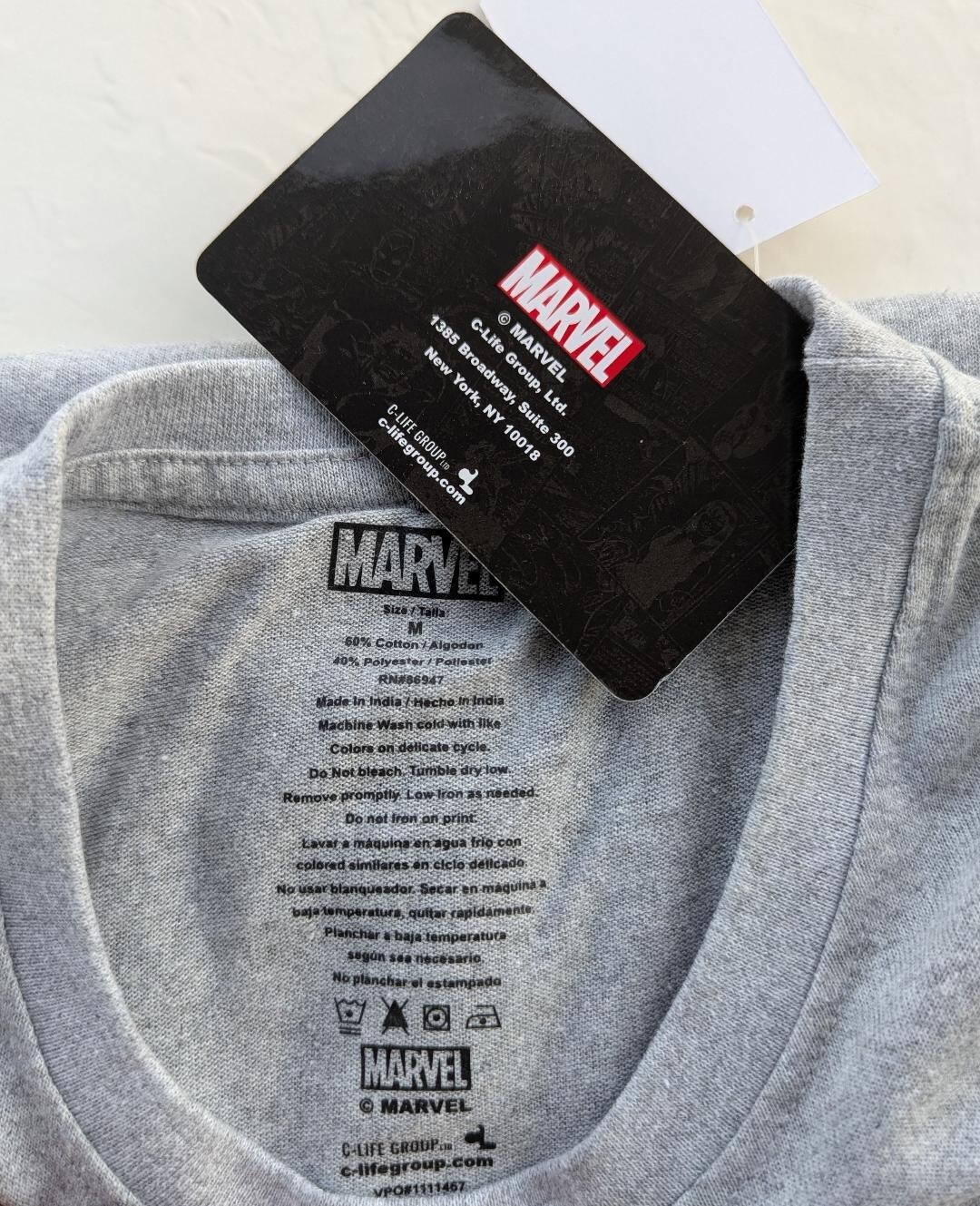 The Avengers MARVEL Gray T-Shirt HULK Iron Man THOR Cap Amer Unisex Size MED NWT