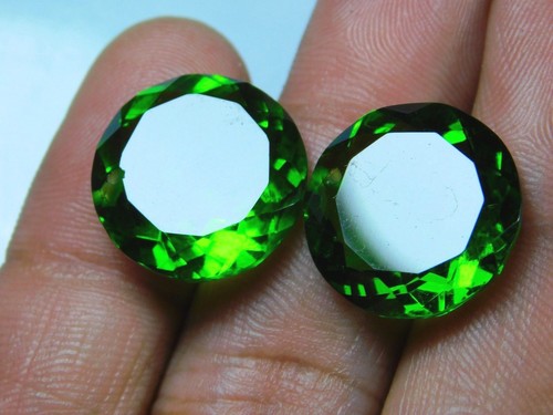 Pair Of Top Front To Back Drilled Hydro Peridot Quartz Round Cut Beads 18x18MM - Picture 3 of 7