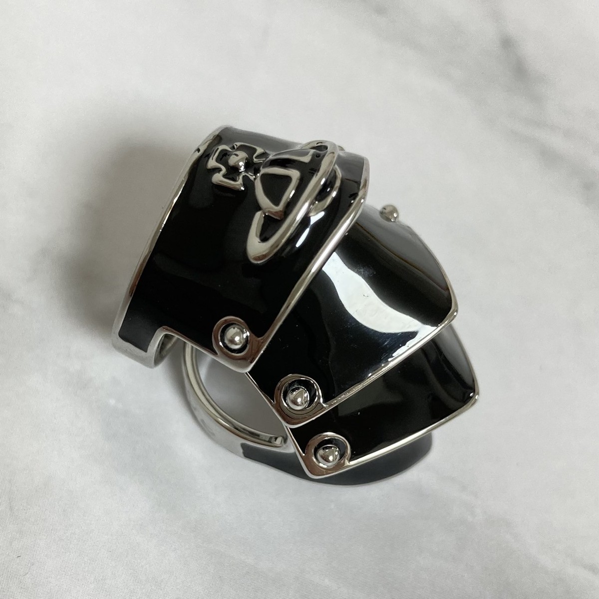 Vivienne Westwood アーマーリング シルバー Mサイズ Vivienne Westwood Ring M Size 6.5-7.5 ARTEMIS Armor Silver Black w