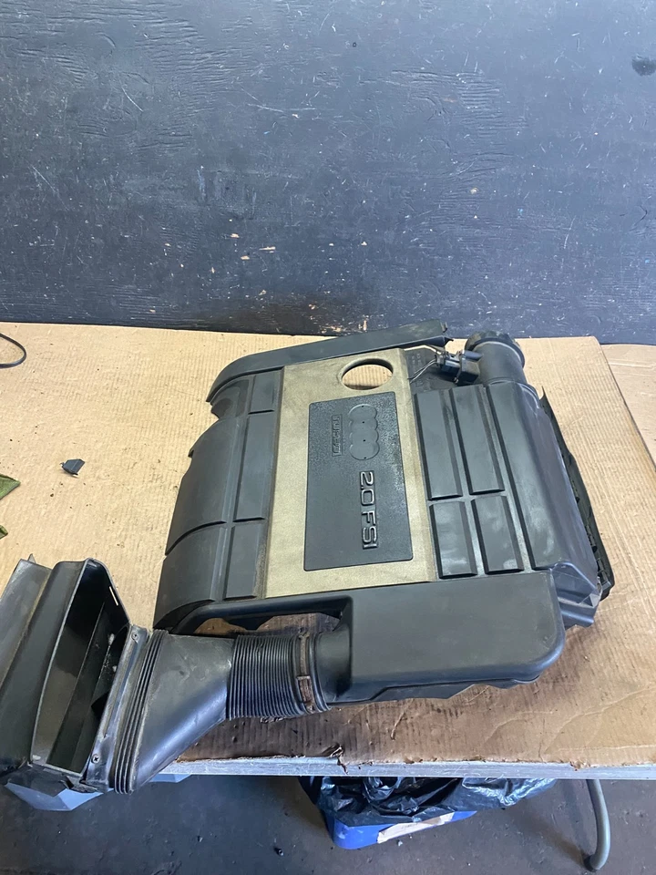 Audi A3 TT 2.0T FSI 2006-2008 cubierta del motor caja filtro de aire 06F133837S P6341 DG Foto 3 de 4