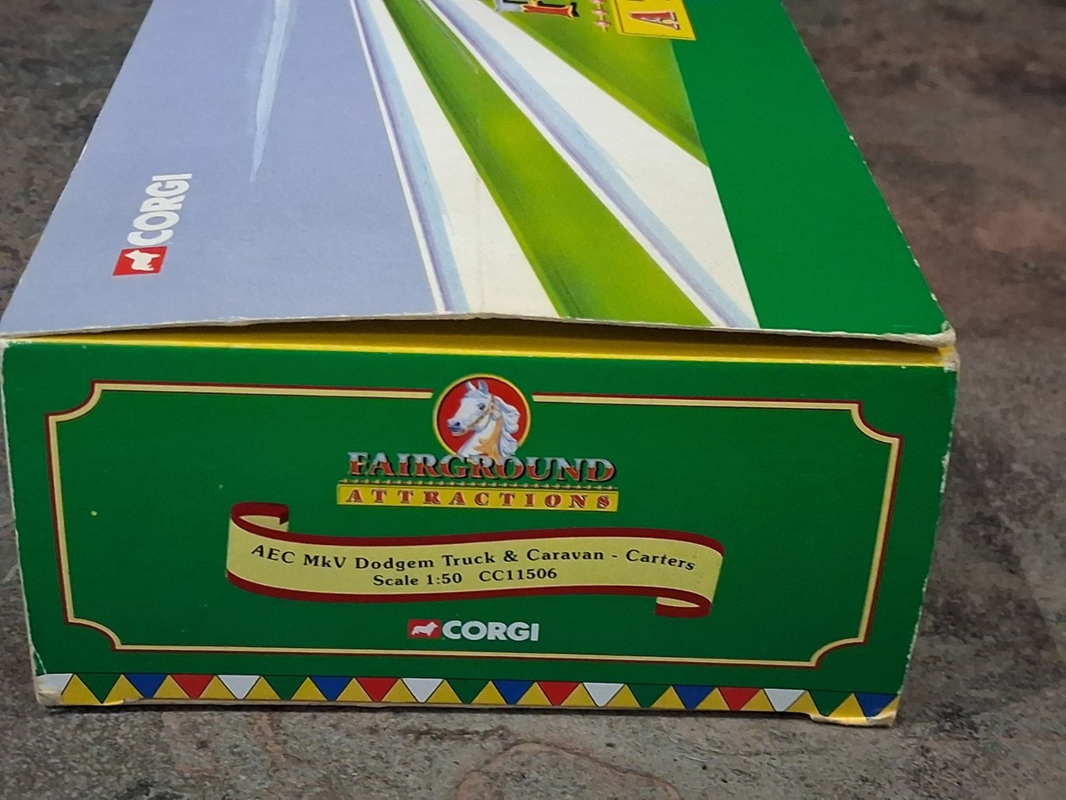 Corgi Carters AEC MKV Dodgem Truck & Caravan With Dodgems CC11506