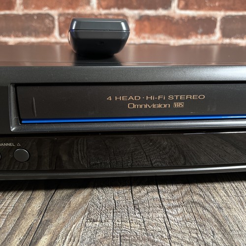 Panasonic PV-7661 4-Head Hi-Fi Stereo Omnivision Blue Line VCR VHS With Remote - Picture 4 of 13
