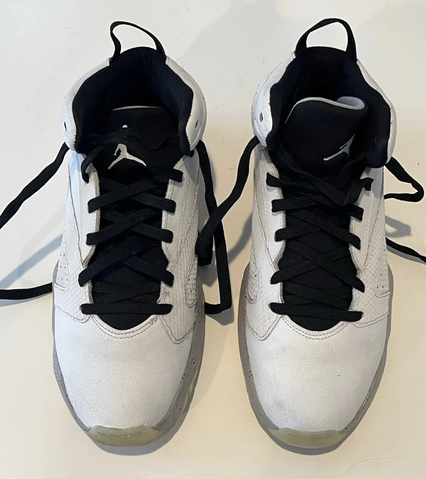 Nike Jordan Zapatos de Baloncesto Despegue Hombres, Talla 8.5 - Blanco/Gris Hormigón Foto 2 de 4