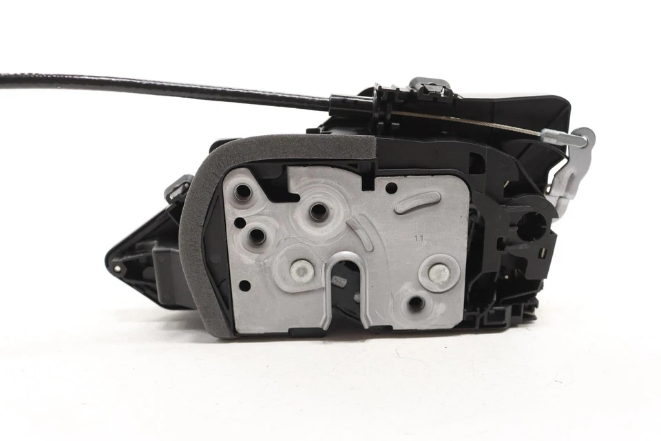 2016 - 2025 VOLVO XC90 FRONT RIGHT SIDE DOOR LATCH LOCK ACTUATOR OEM 31440998 - Image 2 of 4