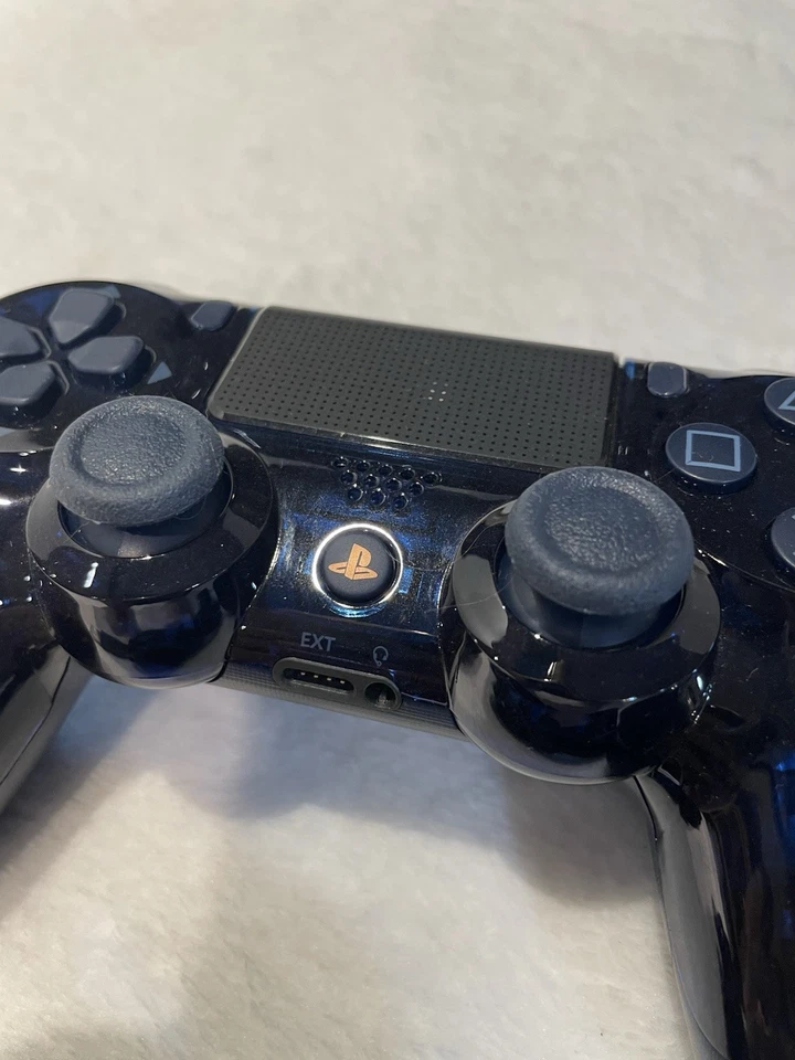 Playstation 4 PS4 DualShock 4 500 Million Limited Edition Controller. Like New - Image 3 of 4