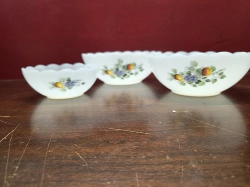 Arcopal  Fruits De France French Milk Glass Bowl Set Nesting Set 3 Bowls Vintage