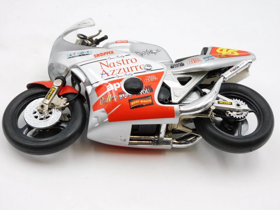 Guiloy Aprilia Valentino Rossi 46 VR46 Vintage Die Cast Plastic 1/10 Motorcycle - Image 4 of 4