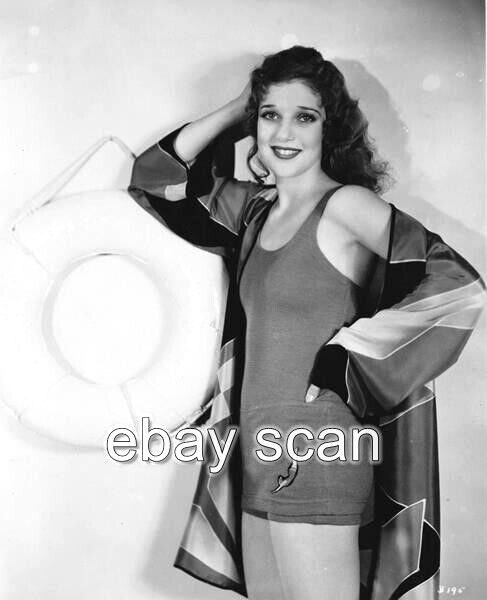 ACTRESS LORETTA YOUNG LEGGY CHEESECAKE 8X10 PHOTO lore5 | eBay
