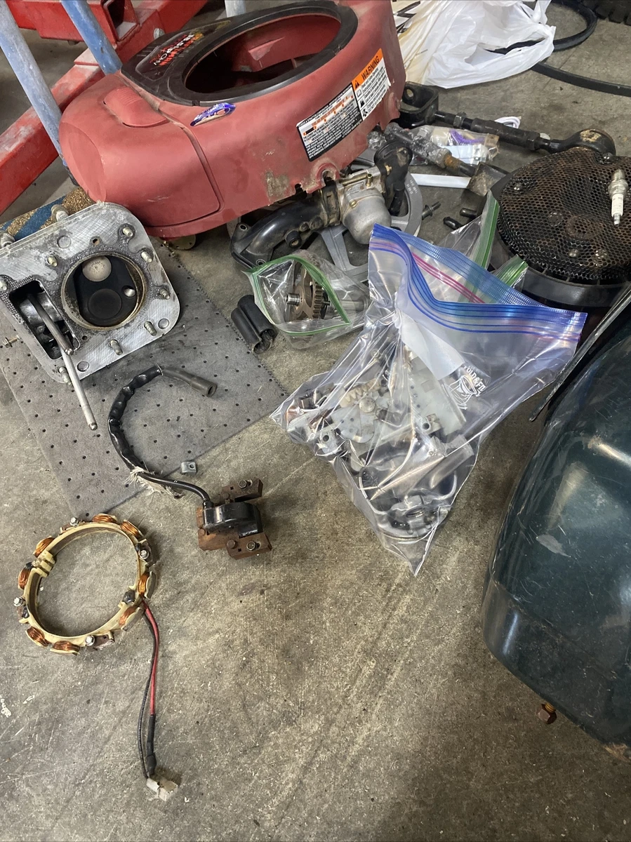 31C777-0173-E1 - Briggs & Stratton Vertical Engine Parts 17.0 HP  