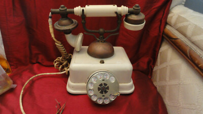 Vintage 1969 US Heavy French Style Telephone. Model US-4 ILLINOIS