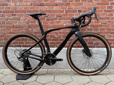 NEW! Pinarello Grevil Carbon / Shimano GRX 11x2/Size 47/Fulcrum Red - Bild 1 von 4