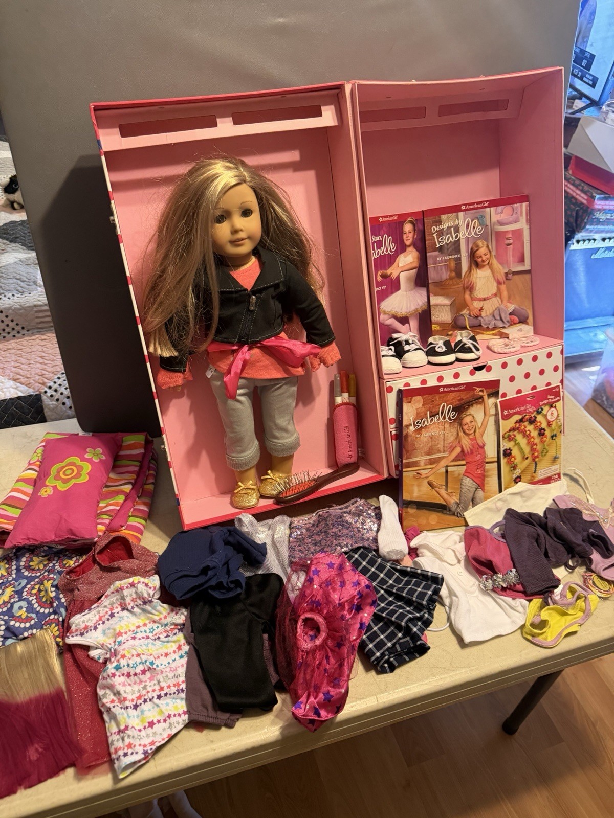 American Girl Isabelle Palmer Doll Girl of the Year 2014 Retired Lot