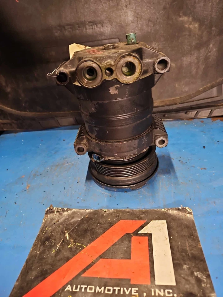 96-98 BLAZER S10/JIMMY S15 AC Air Compressor/Pump & Clutch Assembly W/Motor OEM - Image 2 of 4