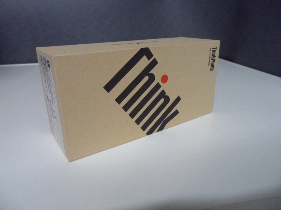 Motorola ThinkPhone 25 - 5G Smartphone - Dual-SIM - RAM 8 GB / 256 GB NEU in OVP - Bild 3 von 4