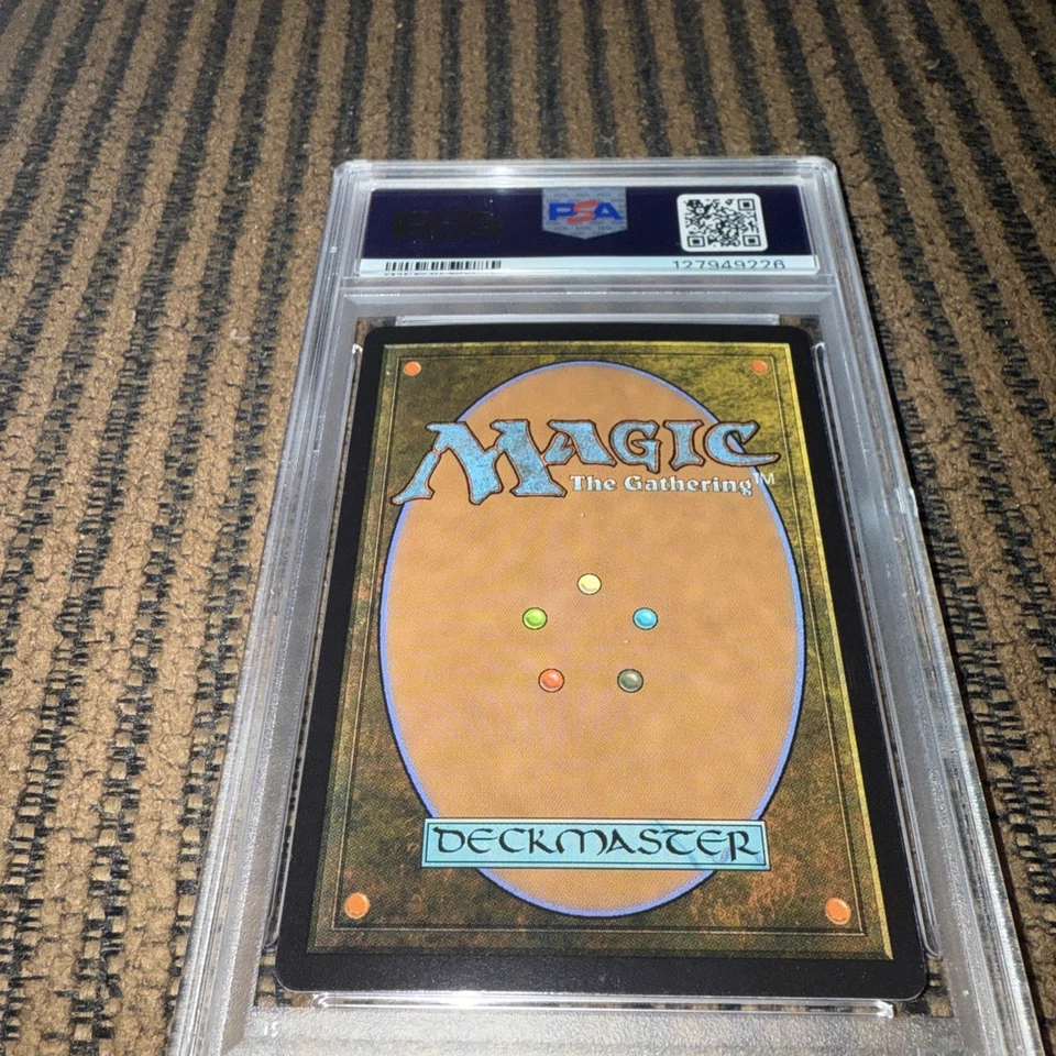 2025 MTG Final Fantasy Squall, SeeD Mercenary Borderless Surge Foil #547 PSA 10 - Image 2 of 2