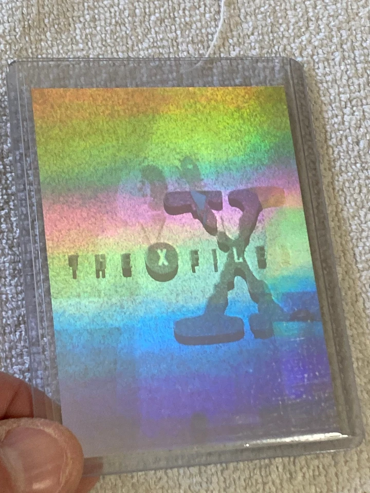 1996 Topps X-Files Season 2 Hologram Card #X3 of 4 Truth is out There MT - Image 2 of 4