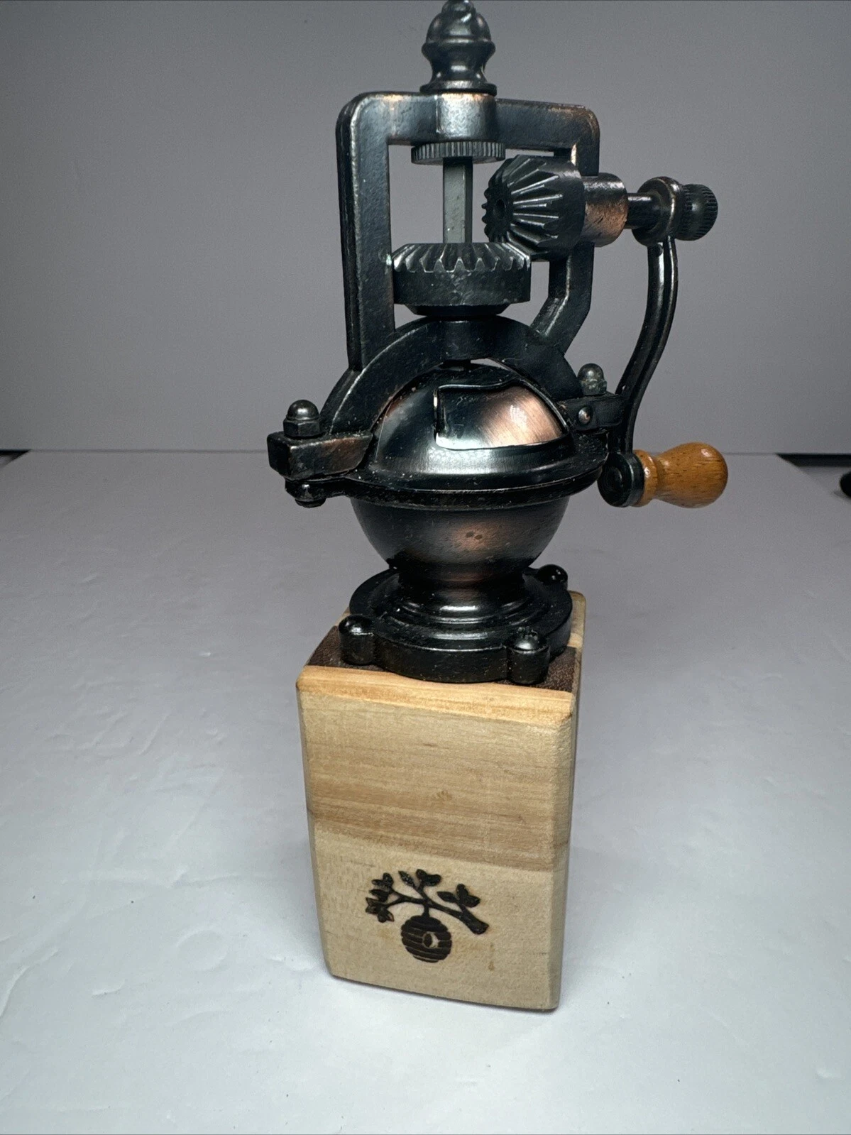 Unique Wooden Pepper Spice Coffee Mill Grinder With Crank Handle 6.5 Inches