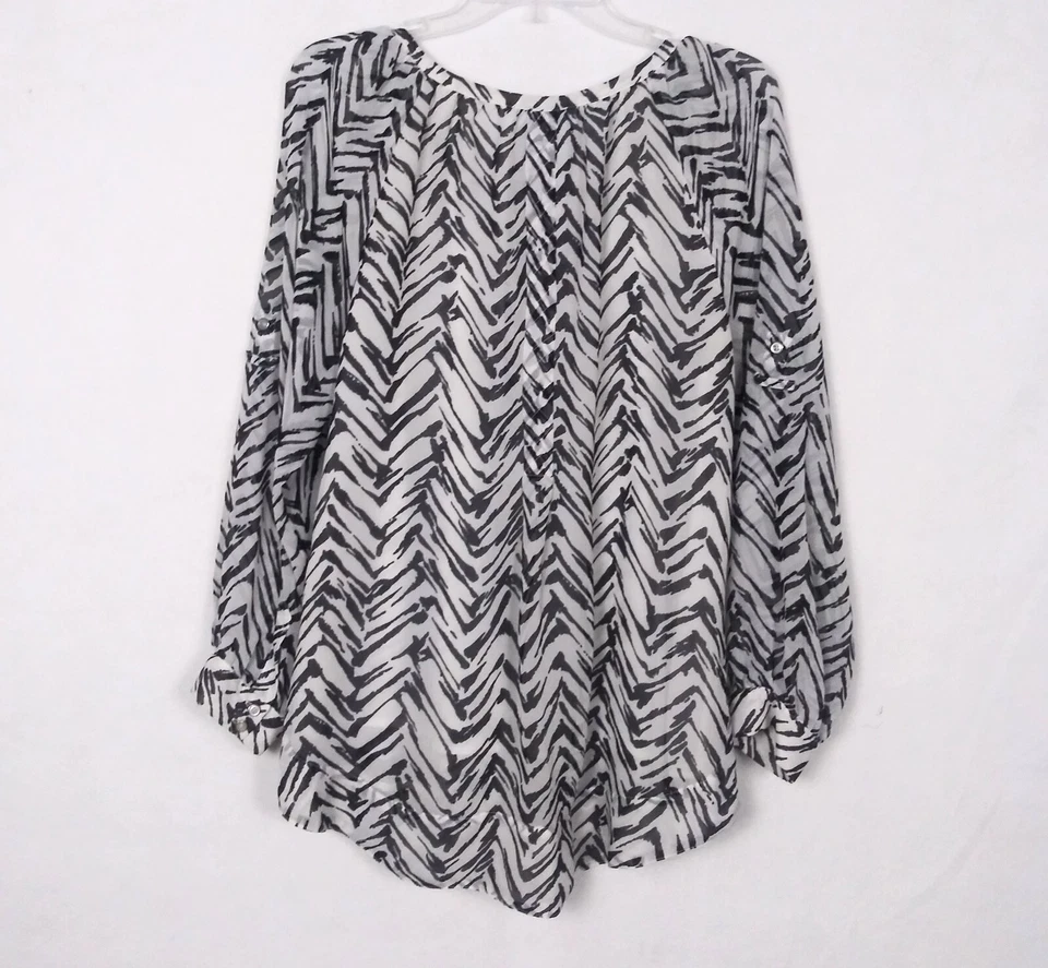 Blusa Grace Elements L Estampado Animal Negro Blanco Bolsillos Pintuck Transparente Fluida Foto 2 de 4