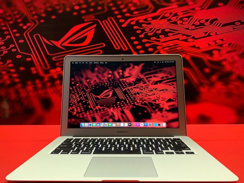 GREAT 11" Apple MacBook Air 2.3Ghz i5 TURBO SSD - WARRANTY SEQUOIA - Picture 3 of 16