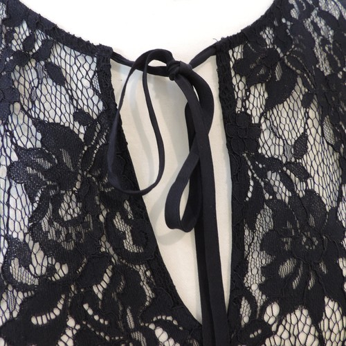 SPORTSCRAFT Signature sz 12 navy lace long sleeve blouse as new - Picture 14 of 19
