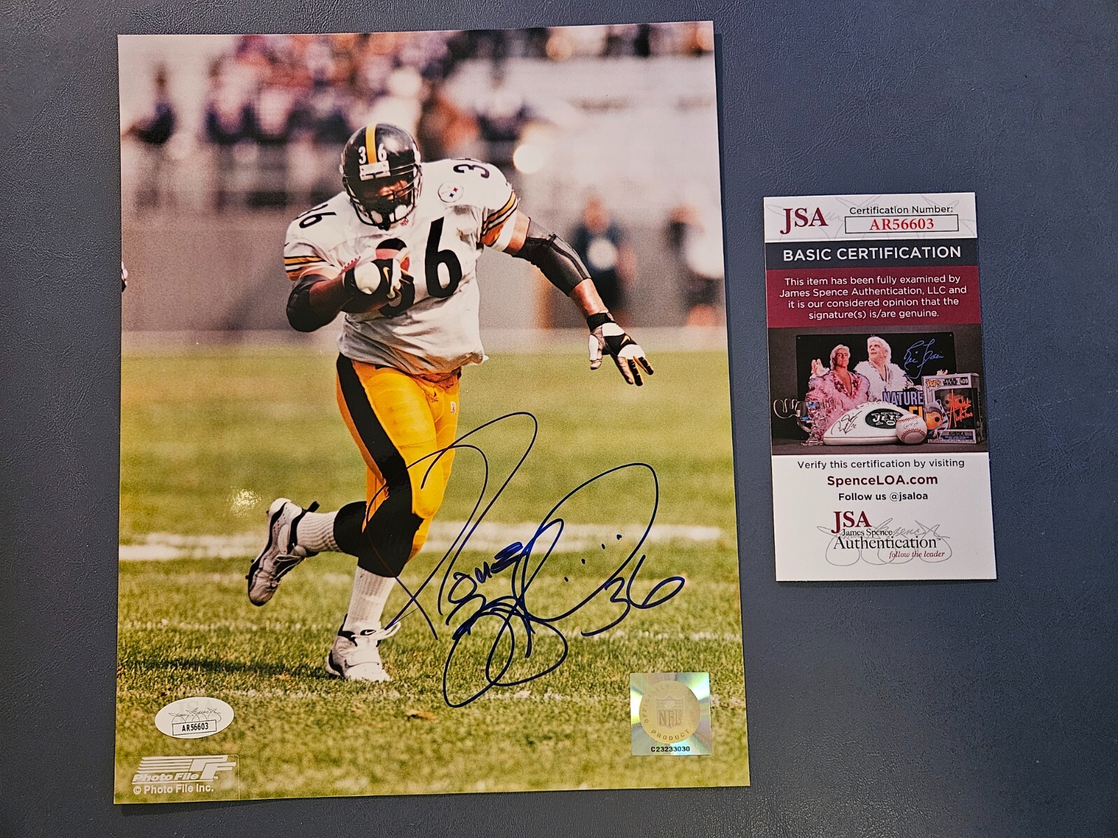 JEROME BETTIS "36" Pittsburgh Steelers Signed Autographed 8x10 Photo - JSA COA 