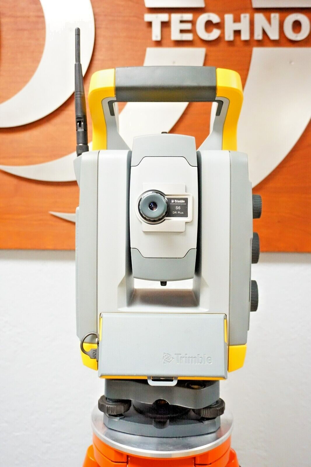 Trimble S6 DR Plus Robotic Total Station 2" Sec with VISION JOKER5000