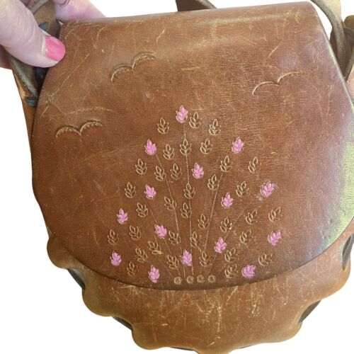 Vtg 70s Handmade Tooled Floral Leather Shoulder Bag Flowers Purse Wood, Clasp - Picture 7 of 13