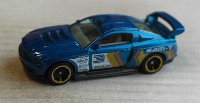 Hot Wheels 2012 Ford Mustang Custom blaumetallic HW Auto Car Motorsport blue ´12 - Bild 1 von 4