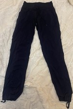 The North Face Women  s Joggers Size S/P Pockets