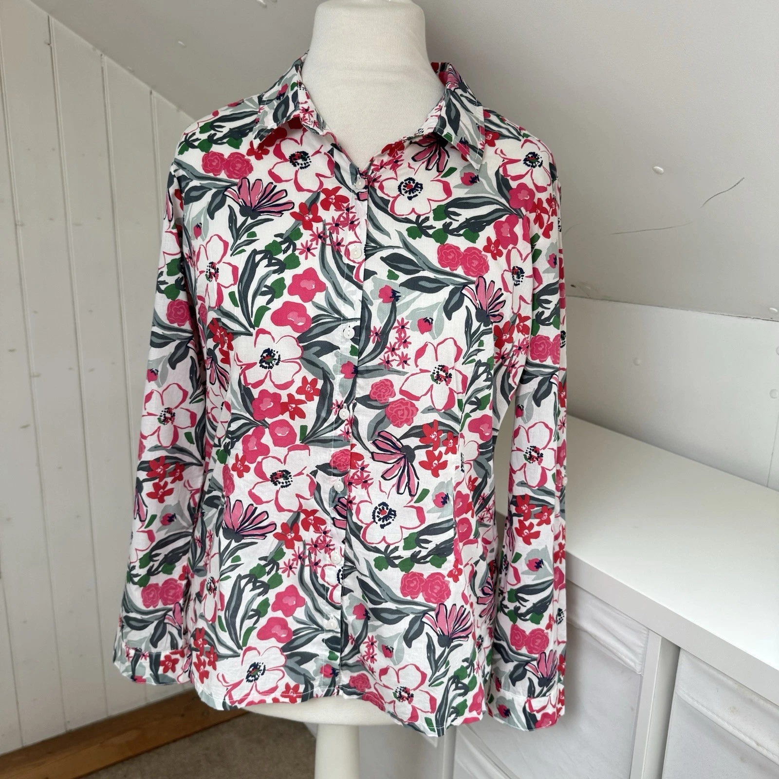 Seasalt Larissa Shirt Size 12 White & Pink Floral Botanical Print Cotton Blouse
Opens in a new windo