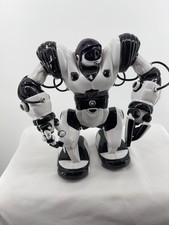WowWee Robosapien Robot Toy Interactive Batte...