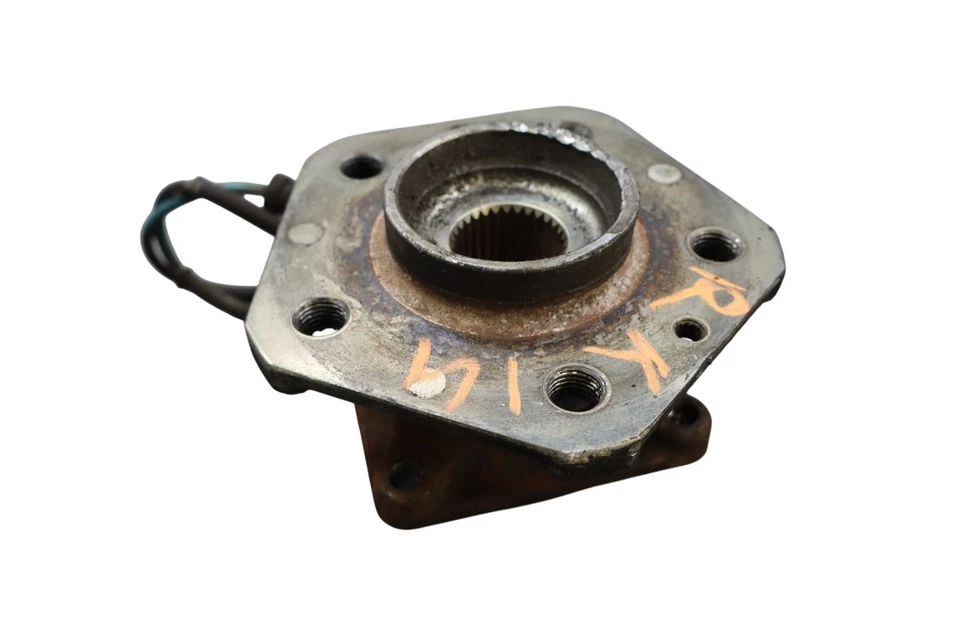 03-08 Maserati Quattroporte M139 Eje trasero derecho Nudillo Rueda Buje Fabricante Original Foto 4 de 4