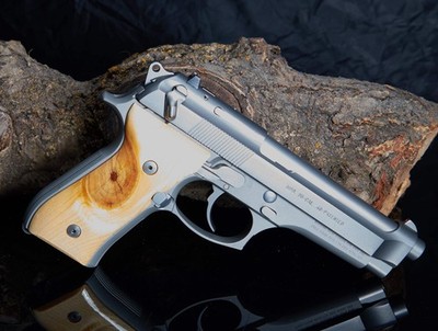Beretta 92/96 Grips   Stabilized Knotty Pine with Lacquer Finish