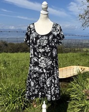 Vintage Y2K Jams World Short Sleeve Swing Black Rose Trapeze Dress Medium
