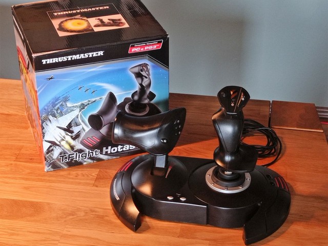 T Flight Hotas 4 Joystick Thrustmaster Pour Ps4 Achetez Sur Ebay