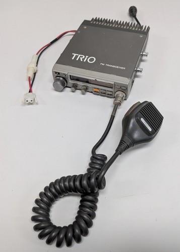 Trio TM201A 2m Amateur VHF Transceiver - Zdjęcie 5 z 6