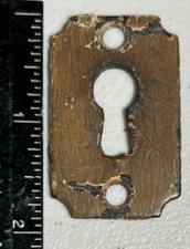 VINTAGE OLD BROWN CHIPPY PAINTED ESCUTCHEON KEYHOLE KEY HOLE COVER PLATE