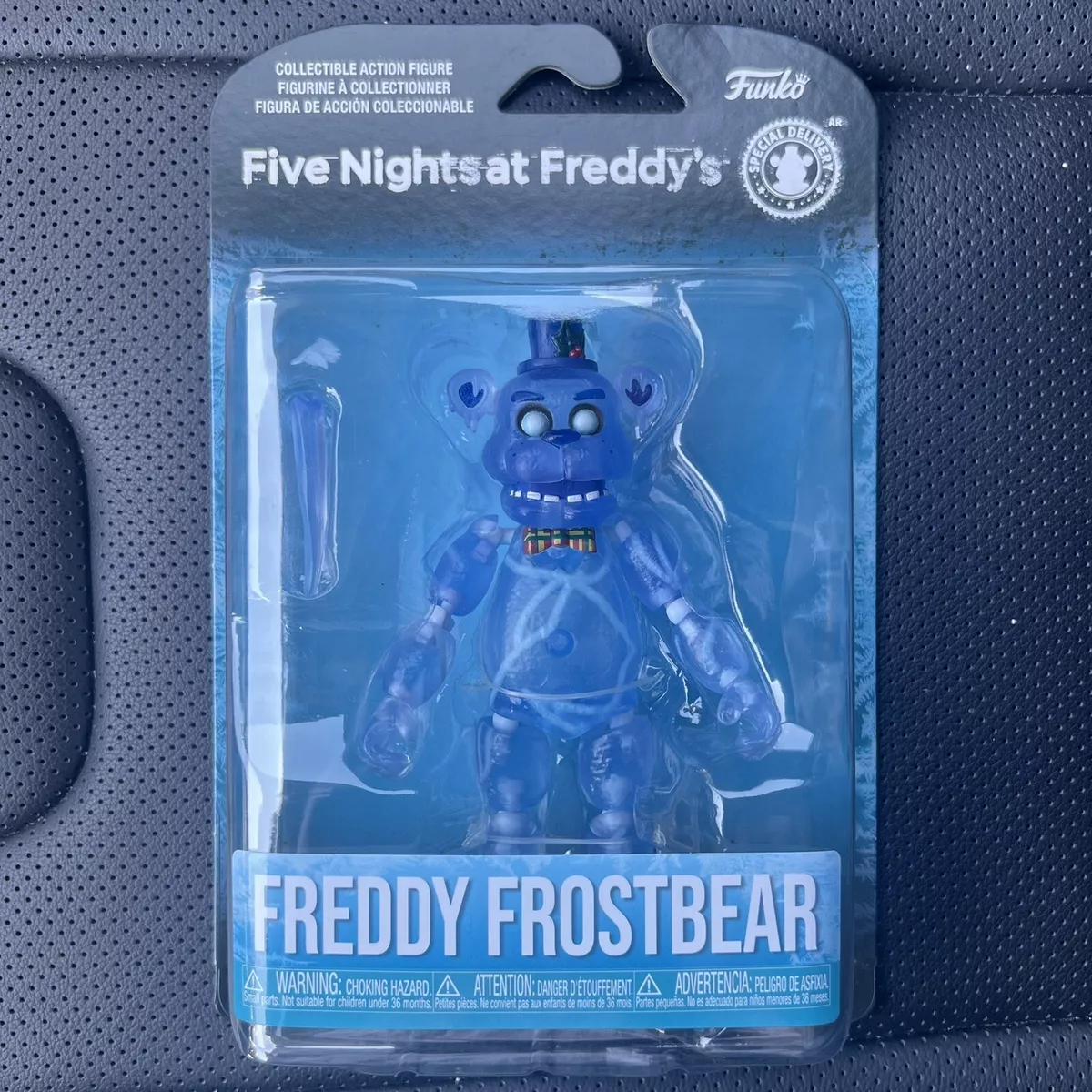 five nights at Freddy's Articulated Freddy Frostbear Action Figure, 5 Inch