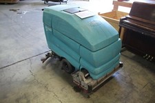 Tennant 5700 XP 32" Cylindrical Walk Behind Floor Scrubber