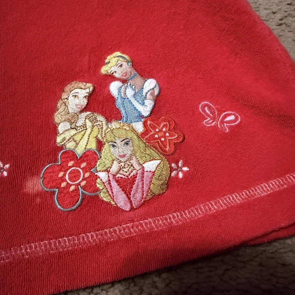 Traje de baño con capucha rosa princesa Disney Store talla mediana tela de felpa cremallera Foto 2 de 4