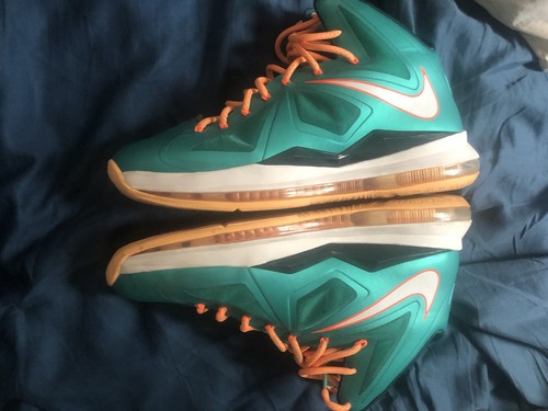 lebron miami dolphins shoes