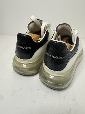 スニーカー Alexander McQueen OVERSIZED TRANSPARENT Sneakers $590 Alexander McQueen Larry Oversized Transparent Sole