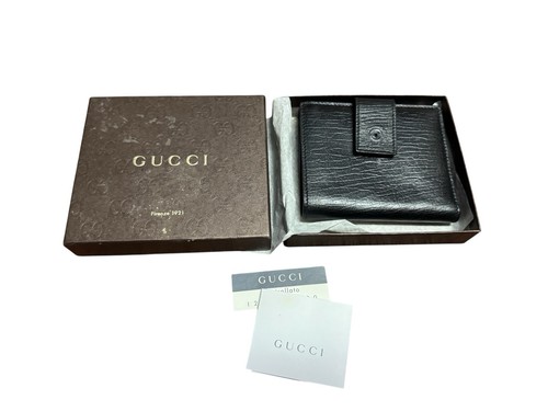 Gucci Practical Black Leather Wallet ( READ )
