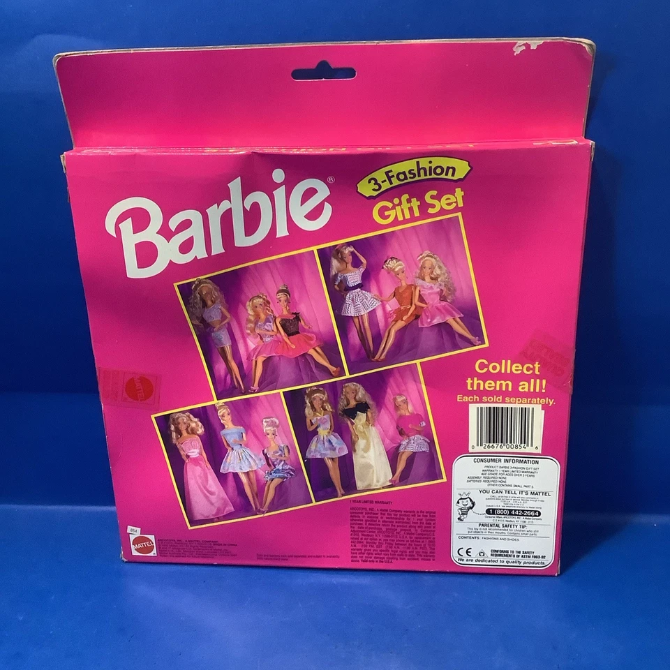 NOVO MATTEL 1993 BONECA BARBIE 3 CONJUNTO DE PRESENTE DA MODA - 3 ROUPAS com SAPATOS #854 - SEM ETIQUETAS - Imagem 3 de 4