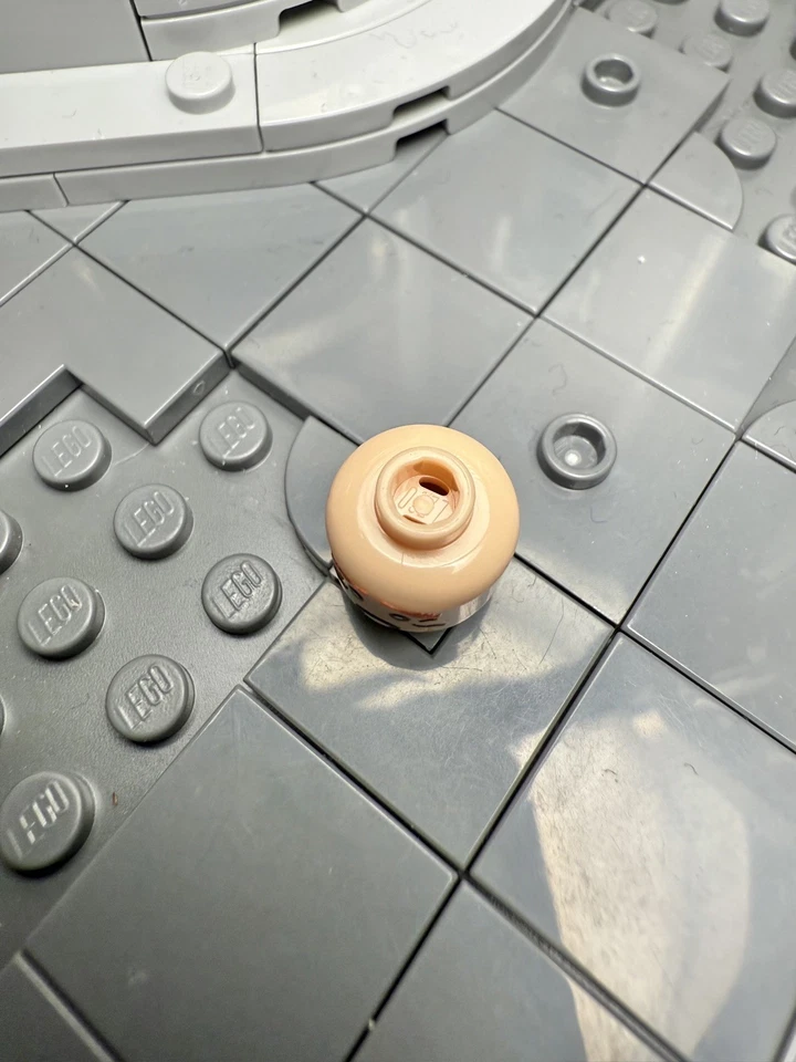 Lego Batman The Video Game 2008 Mad Hatter Custom Minifigure *RARE* - Image 3 of 4