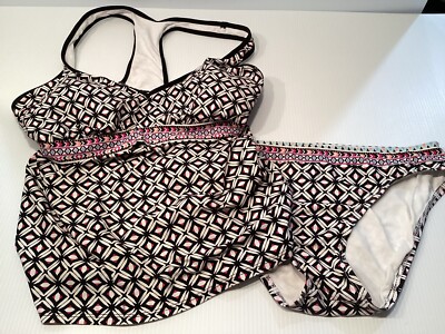 Women's Swimsuit Soleil 2 Piece Swimsuit Size 36D Top / Med Bottom