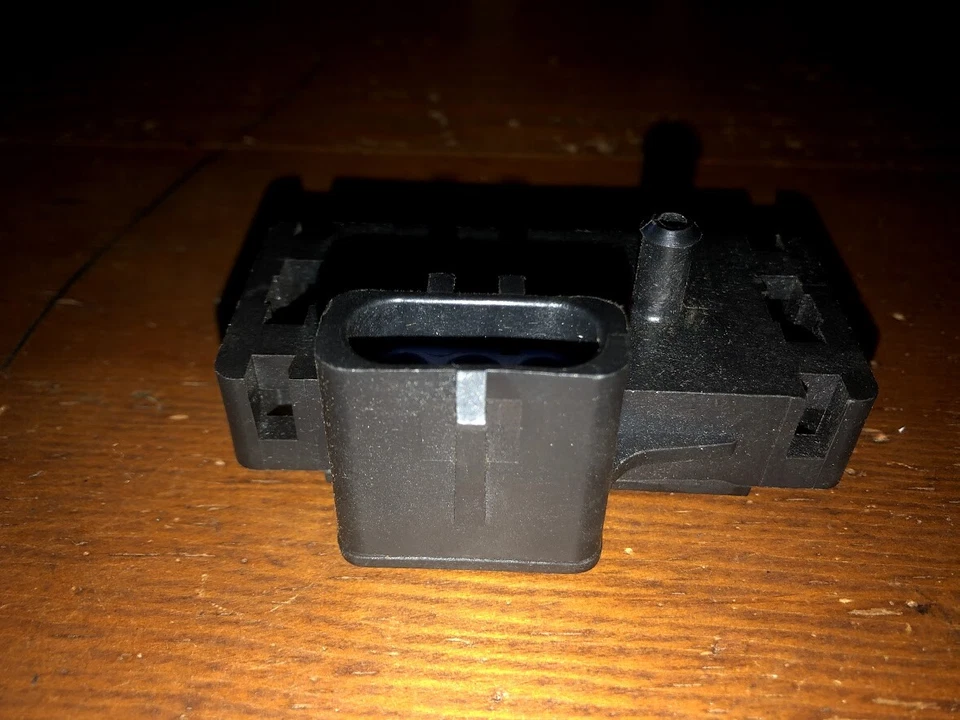 Nuevo Chrysler Dodge Daytona Plymouth 1984 2,2 L 135 MAP sensor de presión colector Foto 4 de 4