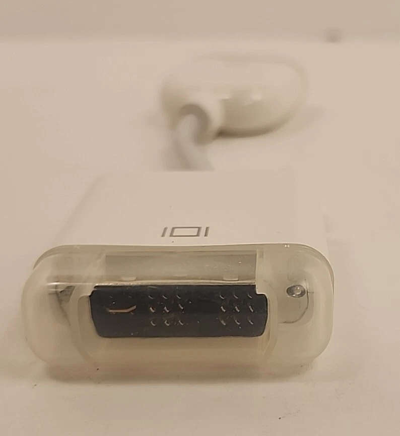 Genuine Apple Mac Male DVI to VGA Monitor Video Adapter Cable (DVI-I to VGA) NEW - Image 3 of 4