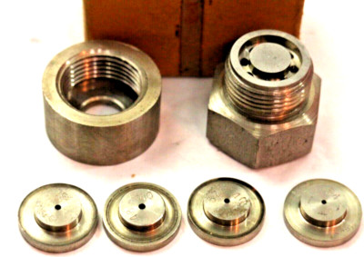 Vintage Binks Disc & Core Nozzle Stainless Steel Female 1/2'' NPT with 5 cores